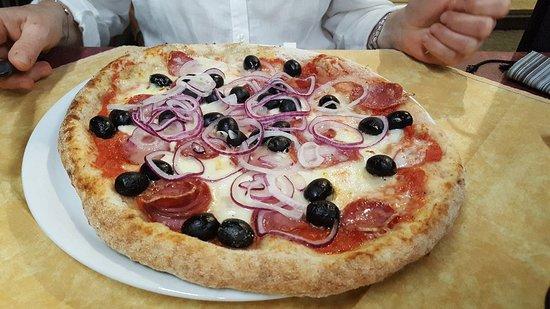 Pizzeria Le 100 Pizze D&V
