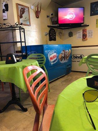 Wollas Bar